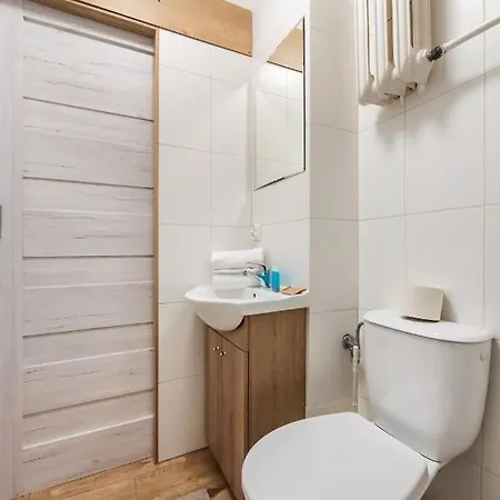 Praga-poludnie Blue By Bookinghost *